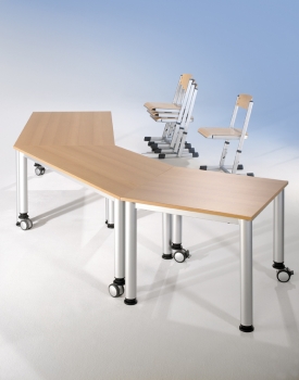 Quadrattisch 70x58-72x70 cm, höhenverstellbar, fahrbar, Melaminplatte