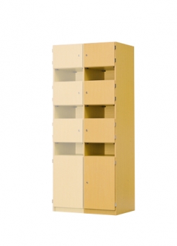 Schließfachschrank mit 4 geschlossenen und 3 offenen Fächern