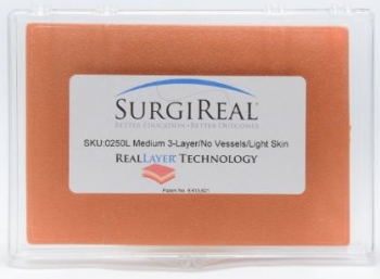 3-lagiges mittelgroßes RealSuture Nahtpad hellhäutig