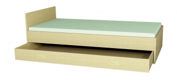 Korpusbett 200x90 cm mit erhöhtem Kopfteil