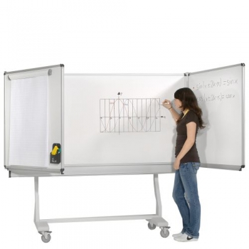 Fahrbare Klapptafel 150x100 cm als Whiteboard