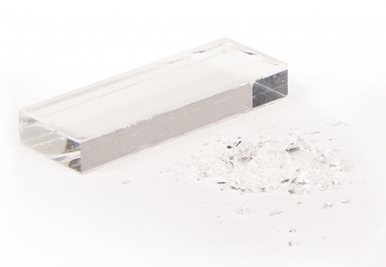 Kunstglas zur Splittersimulation