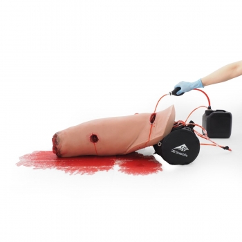 Trainer zur Blutungskontrolle am Bein P103