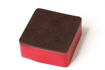 Simuliertes Gewebe mit drei Injektionstiefen, dunkler Hautton