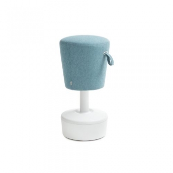 Hocker Mia mit innovativem Fußkreuz und 3D-Sitzmechanik