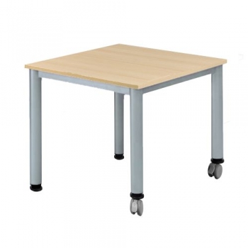 fahrbarer, höhenverstellbarer Quadrattisch