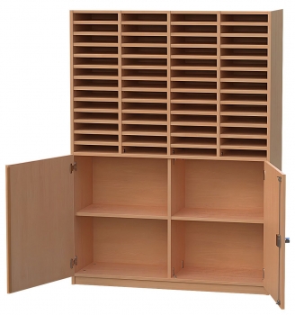 Postfachschrank mit 52 offenen Postfächern