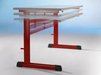 Schülertisch Einplatz 70x55 cm höhenverstellbar mit ABS- Kante.