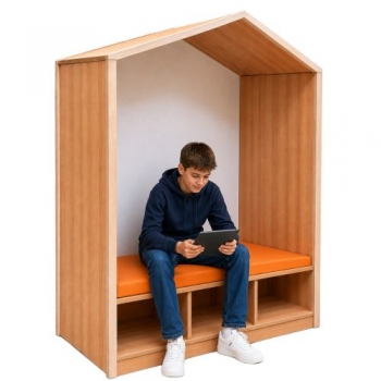 Lernhaus mit Sitzfläche auf Fächern