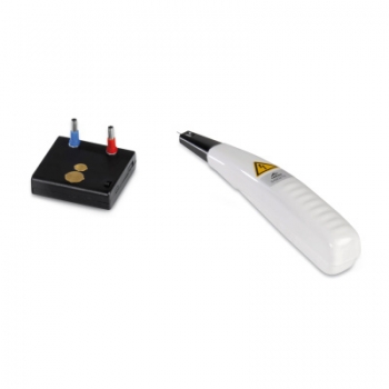 Ladungsspeicher mit Piezoladungstrenner