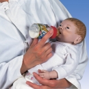 Säuglingspflegebaby, männlich