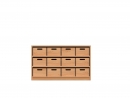 Korpusschrank mit 3x4 Materialkästen mit Griffloch