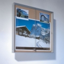 Wandvitrine mit Schiebetür aus Sicherheitsglas