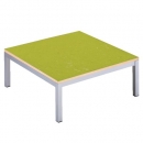 Riesenpodest mit Stahlgestell und Linoleum-Deckplatte